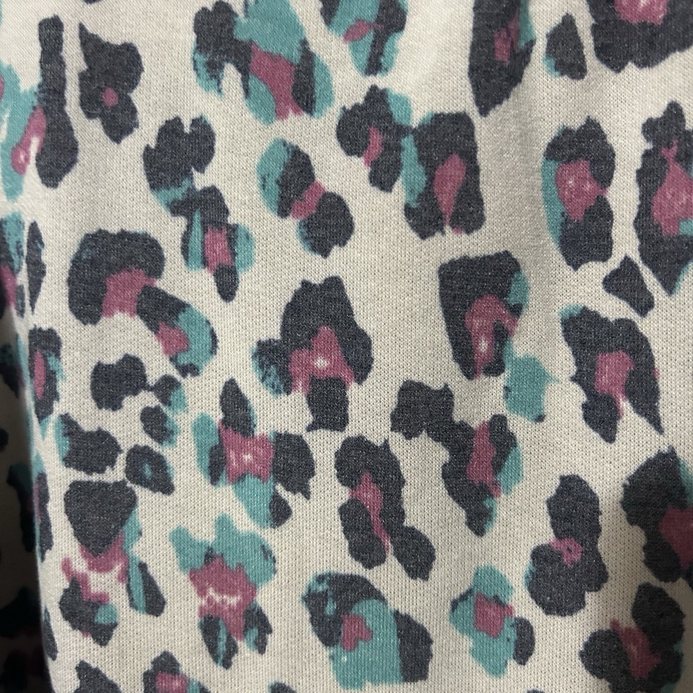 Multi Color Leopard Print Sweater Size Sm NWT White Birch‎ Perfectly Priscilla - Picture 2 of 5